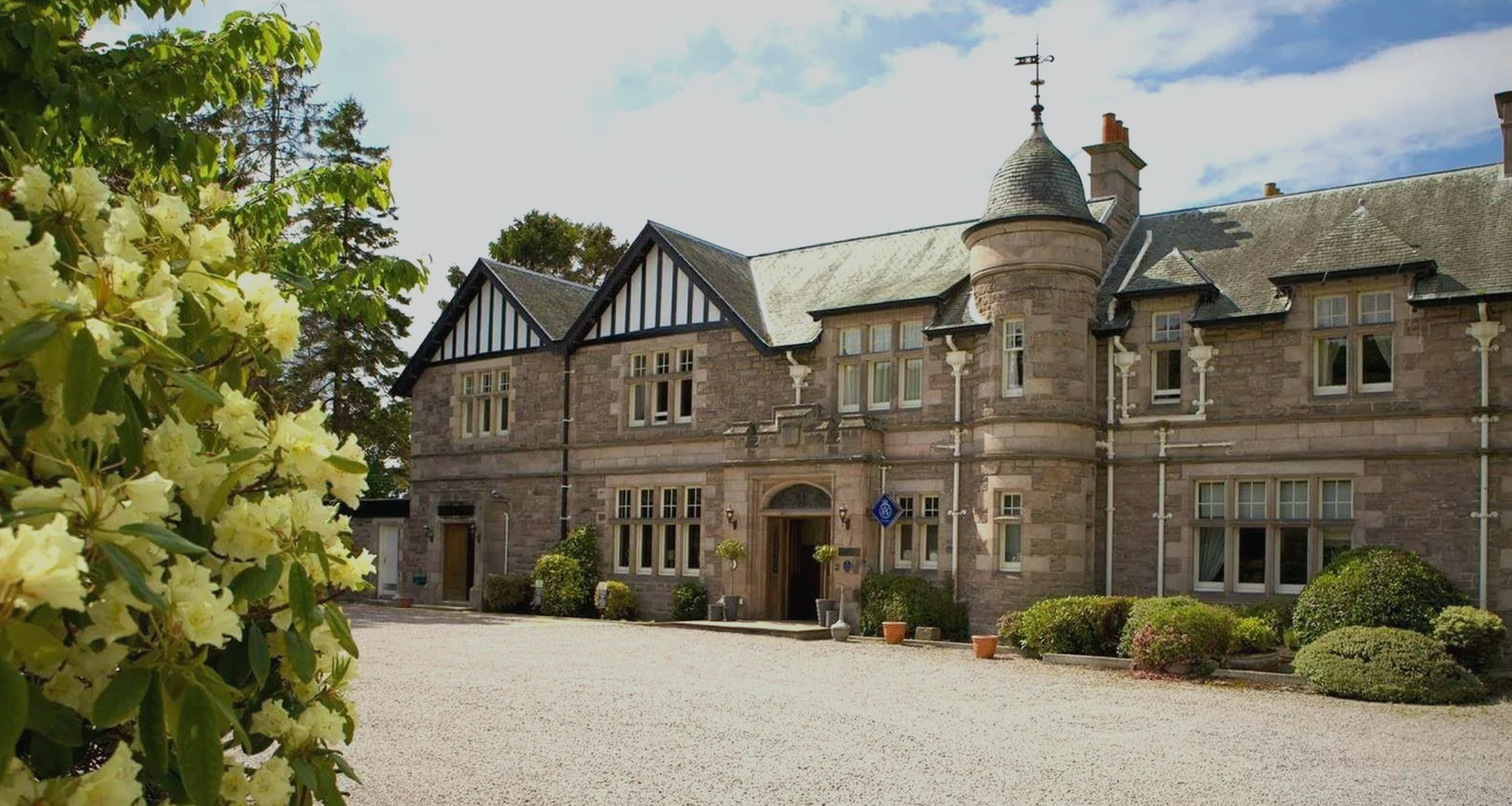 Ramnee Hotel